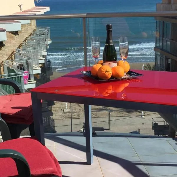 Apartamentos Marjal 3, hotel v destinaci Guardamar del Segura