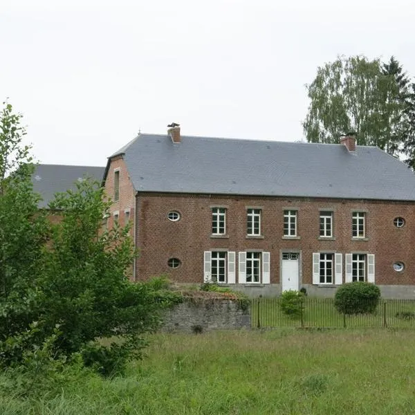 Maison d'Eclaibes, hotel in Saint-Hilaire-sur-Helpe