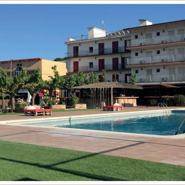 Hostal SolFina, hotel v destinaci Palafolls