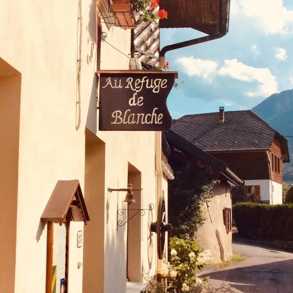 Au Refuge de Blanche, hotel a Verchères