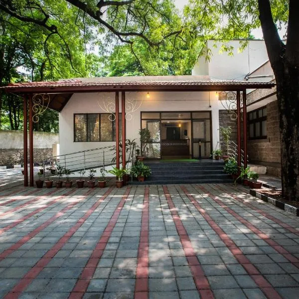 KSTDC Hotel Mayura Adilshahi Bijapur, hôtel à Bijapur