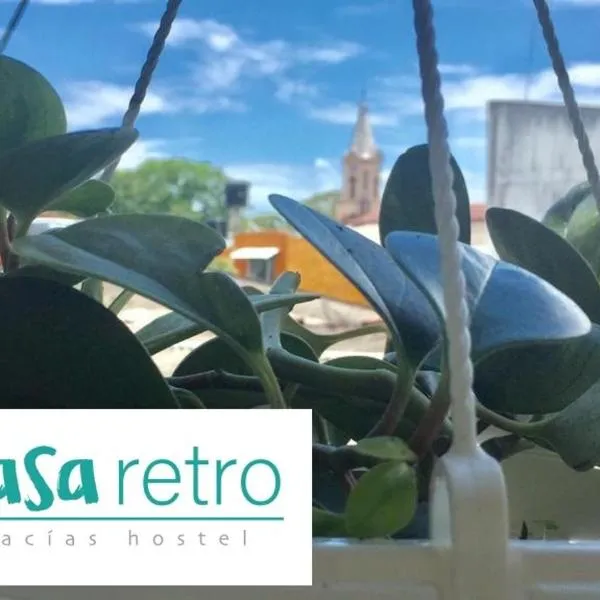 Casa Retro Acacias Hostel、アカシアスのホテル