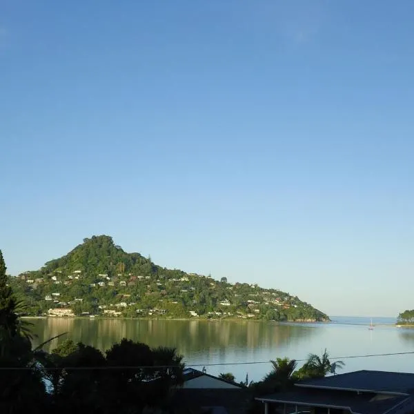 The Boat House Studio, hotel a Tairua