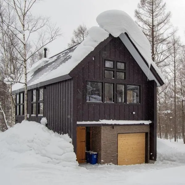 Kitsune House - walking distance to Rusutsu Resort, hótel í Rusutsu