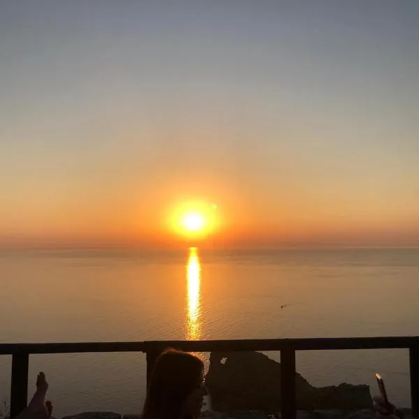 Paraíso Playa de Pals - reformado primera línea de mar con parking, hotel en Pals