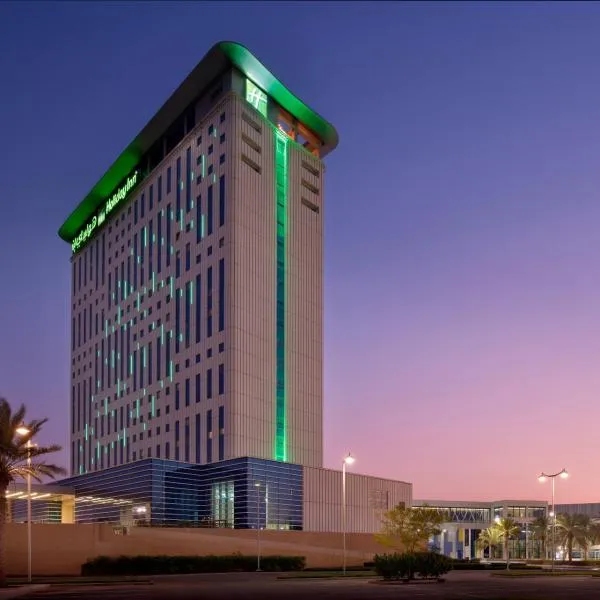 Holiday Inn & Suites - Dubai Festival City Mall, an IHG Hotel: Warīsān'da bir otel