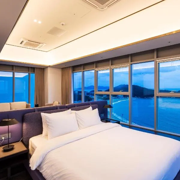 The Week & Resort, hotel in Incheon
