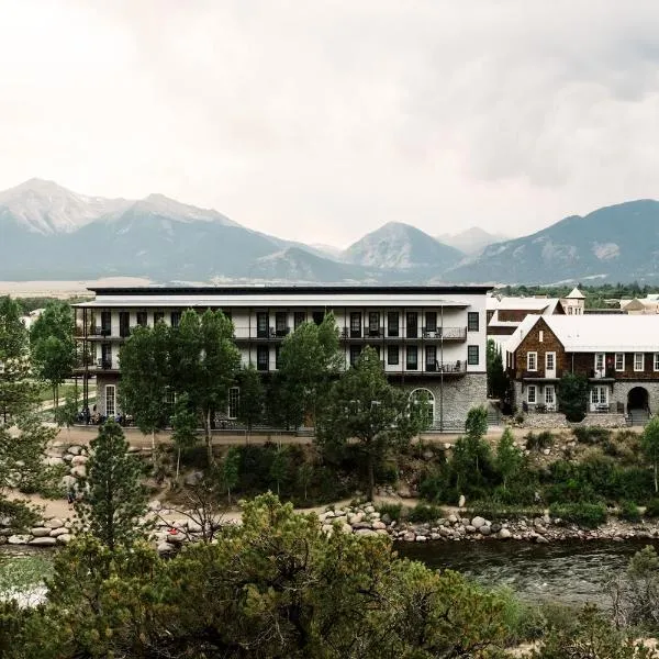 Surf Hotel & Chateau, hotel v destinaci Buena Vista
