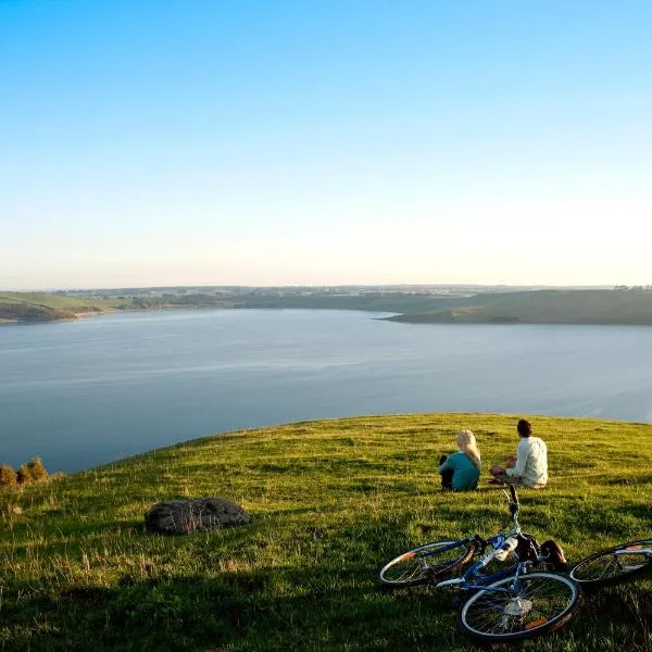 Lakes and Craters Holiday Park, hotel in Terang