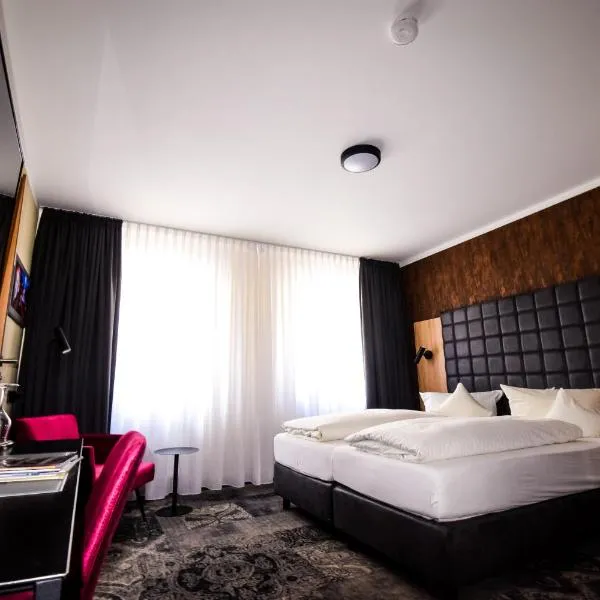 Hotel Roter Löwe, hotel a Ulma