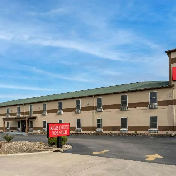 Econo Lodge Inn & Suites, hotel en Granite City
