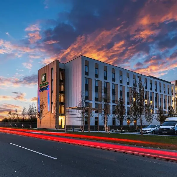 Holiday Inn Express - Bicester by IHG, hotel v destinaci Bicester