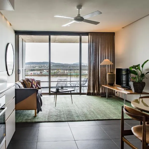 Nishi Apartments Eco Living by Ovolo, hotel in Canberra