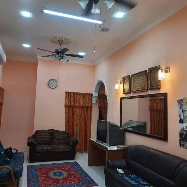 Suria Damai Homestay, hotel v destinaci Pasir Puteh