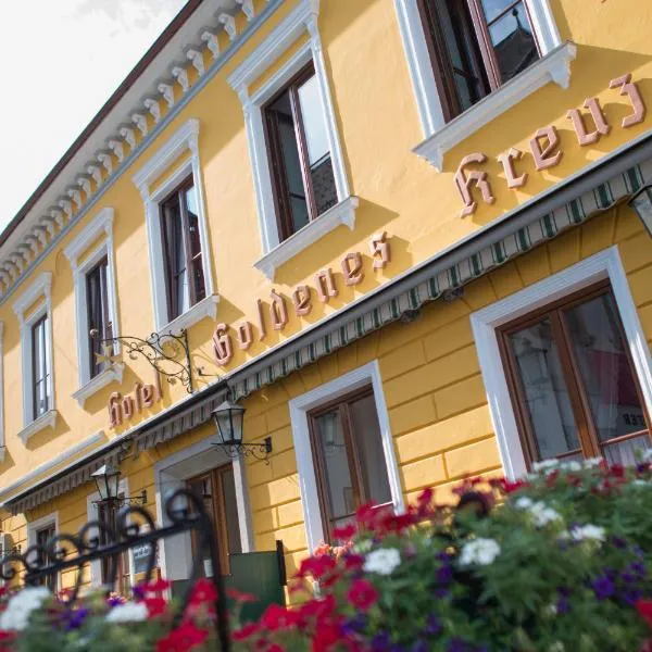 Hotel-Garni Goldenes Kreuz, hotel in Sankt Nikola an der Donau