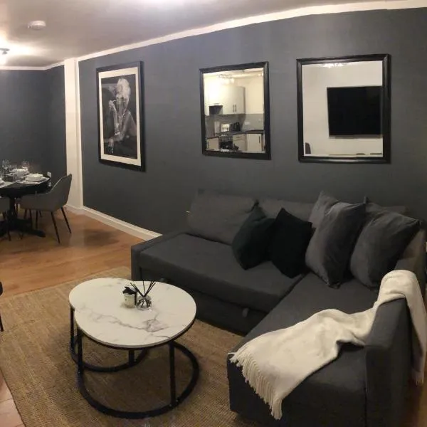 GRAPHITE APARTMENTS, hotel in Inverness