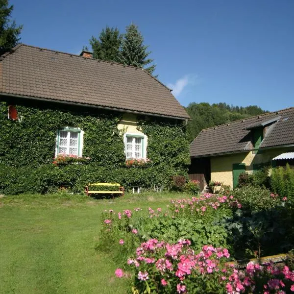 Holiday Home in Scheifling near Ski Slopes, hotel v destinaci Scheifling