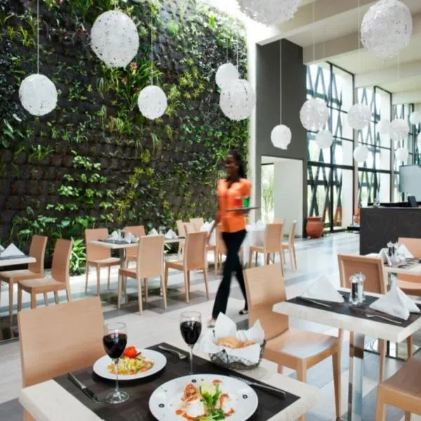 MINA Hotel Libreville, hotel v destinaci Libreville