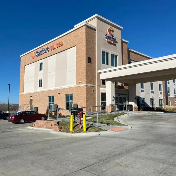 Comfort Suites West Omaha, hotel in Chalco