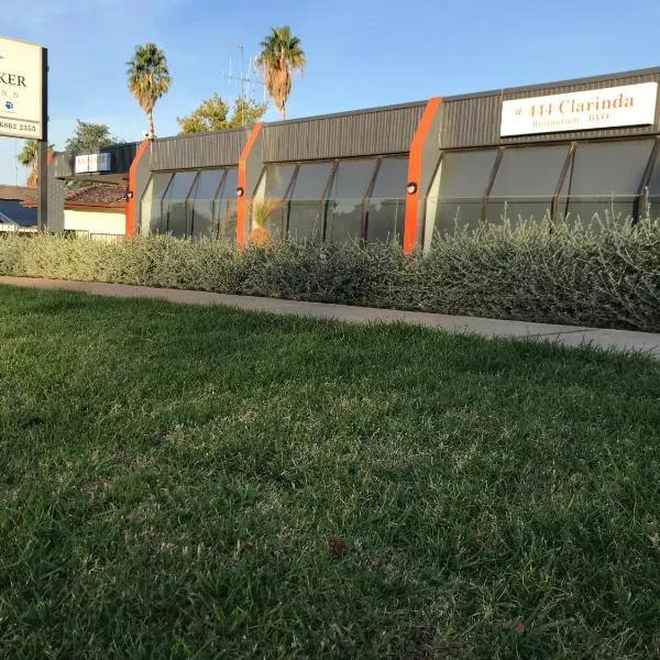 Moonraker Motor Inn, hotel v destinaci Parkes