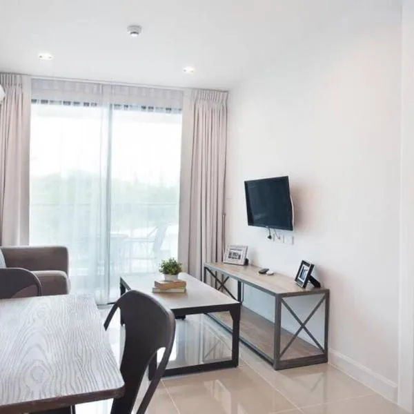 De Amber Bang Sarae by FunnyProperty, hotel v destinaci Bang Sare