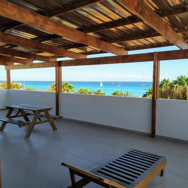 Surfzone Beachside Apartments, hotel v destinaci Santa Maria