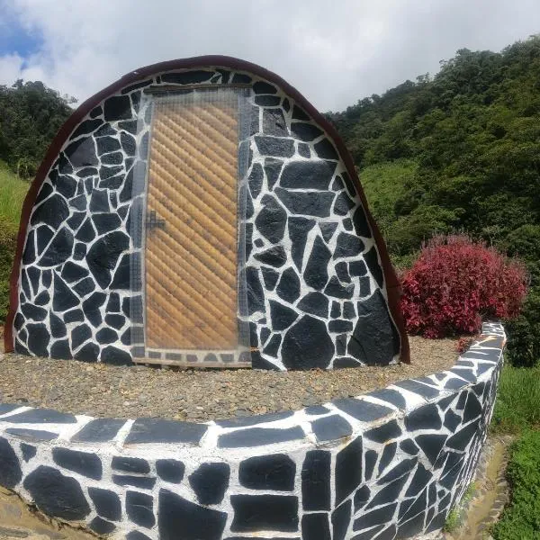 Termales el Escondite, hotel v destinaci Florencia