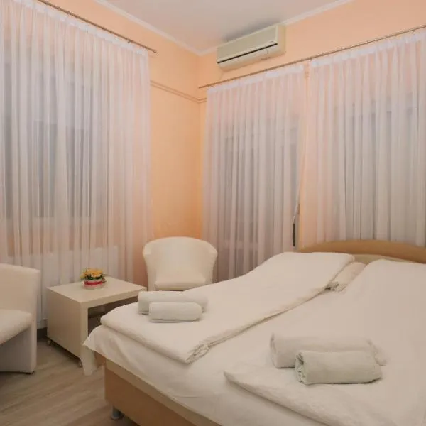 Anna vendégház, hotel v destinaci Szeged