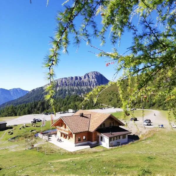 Wieser Hütte, hotel v destinaci Stockenboi