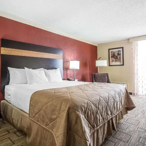 Clarion Hotel Fort Mill Near Amusement Park, hotell i Lake Wylie