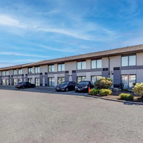 Comfort Inn Airport West, hotel in Mississauga