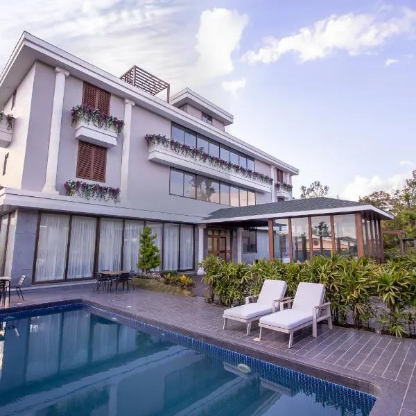 Leela Resort, The Exotic Boutique Hotel - Pure Veg, hotel v destinaci Mahábalešvár