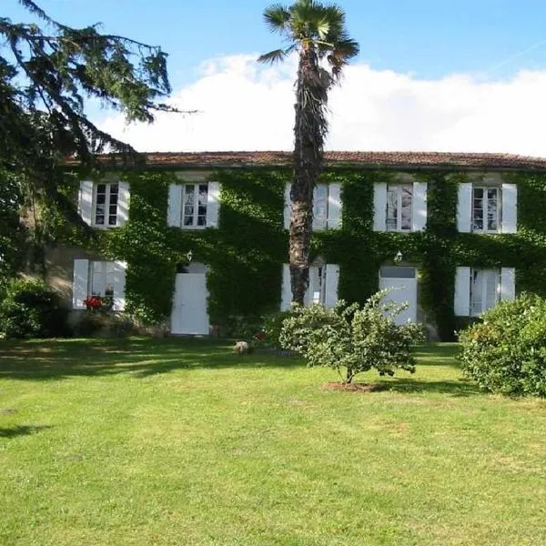 Chambres d'Hôtes Domaine du Bouchon, khách sạn ở Auros