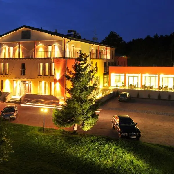 Centrum Wypoczynkowo-Konferencyjne Solaris, Hotel in Łazy