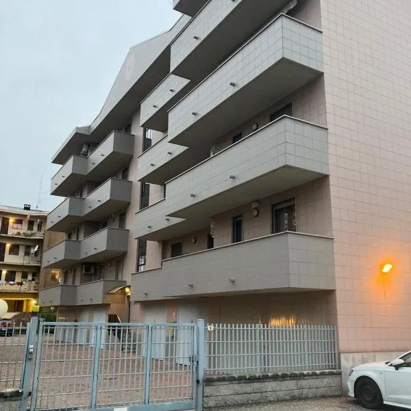 la nostra casa..., hotel i Novara