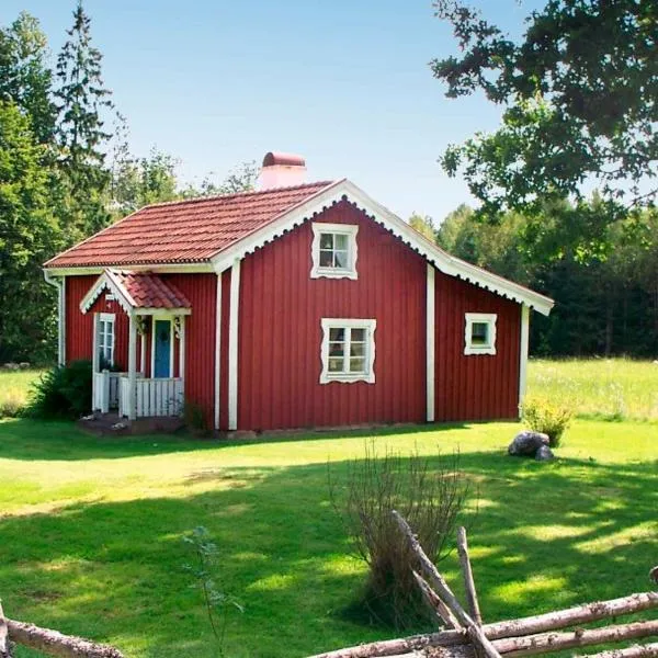 Two-Bedroom Holiday home in Lessebo, hotel v destinaci Skruv