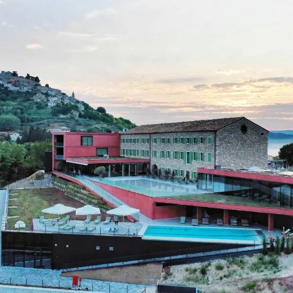 Winery & Design hotel ROXANICH, hotel v destinácii Motovun