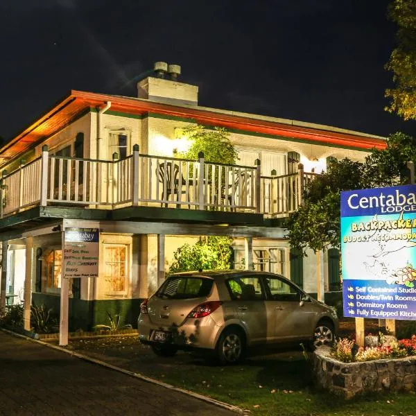 Centabay Lodge and Backpackers, hotel in Haruru