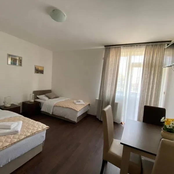 Podrinjski san: Loznica şehrinde bir otel