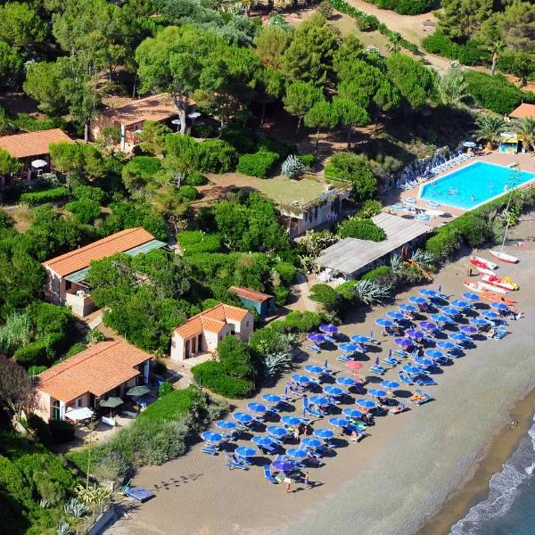 Hotel Capo Sud, готель у місті Лакона