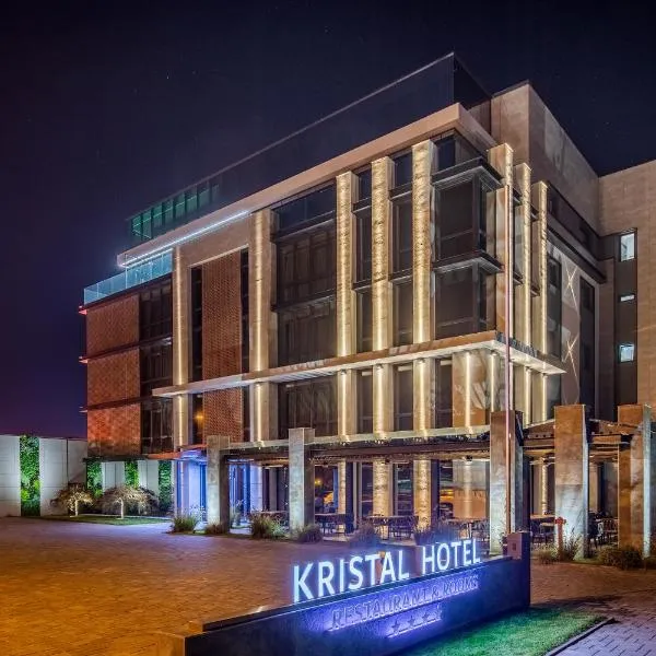 Hotel Kristal Focsani, hotel in Focşani