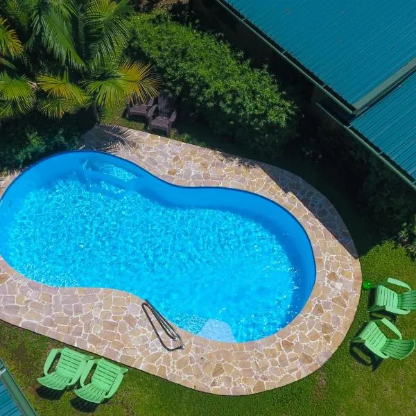Forest Lodge, hotel v destinaci Uvita