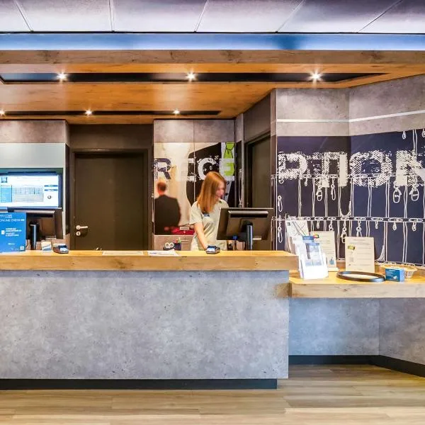 ibis Budget Courbevoie Paris La Défense, hotel v destinaci Courbevoie