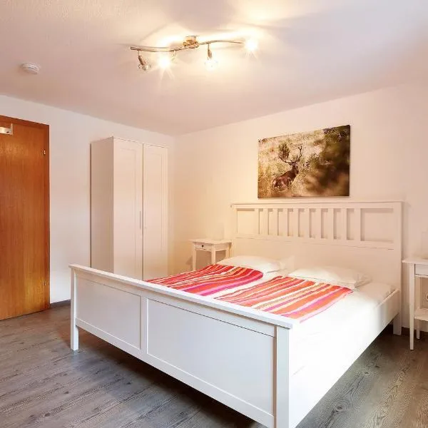 Ederbergl, מלון בנידראו