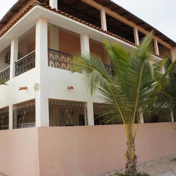 Villa Rosa, hotel en Guediawaye