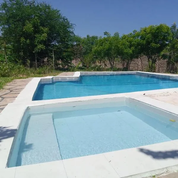 Fred Hunter Villa، فندق في Tiwi