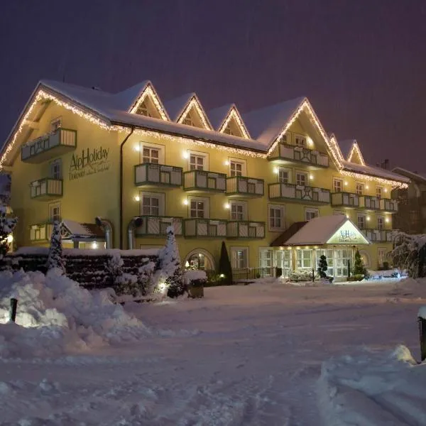 Alpholiday Dolomiti Wellness & Family Hotel, готель у місті Дімаро