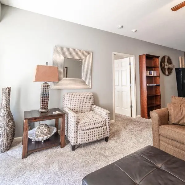 Thousand Hills Golf Resort, хотел в Бренсън