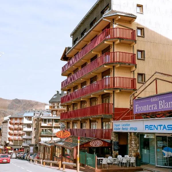 Kione Paradís Blanc, hotel v destinaci Pas de la Casa