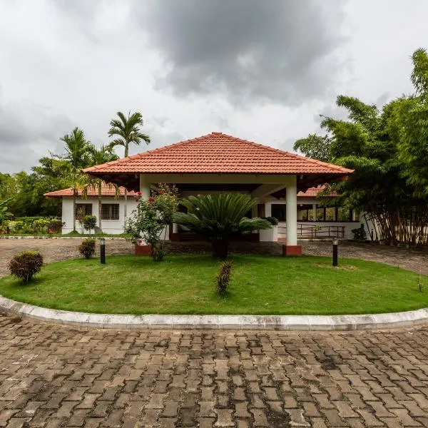 KSTDC Hotel Mayura Yagachi, Belur, hotel v destinaci Belūr